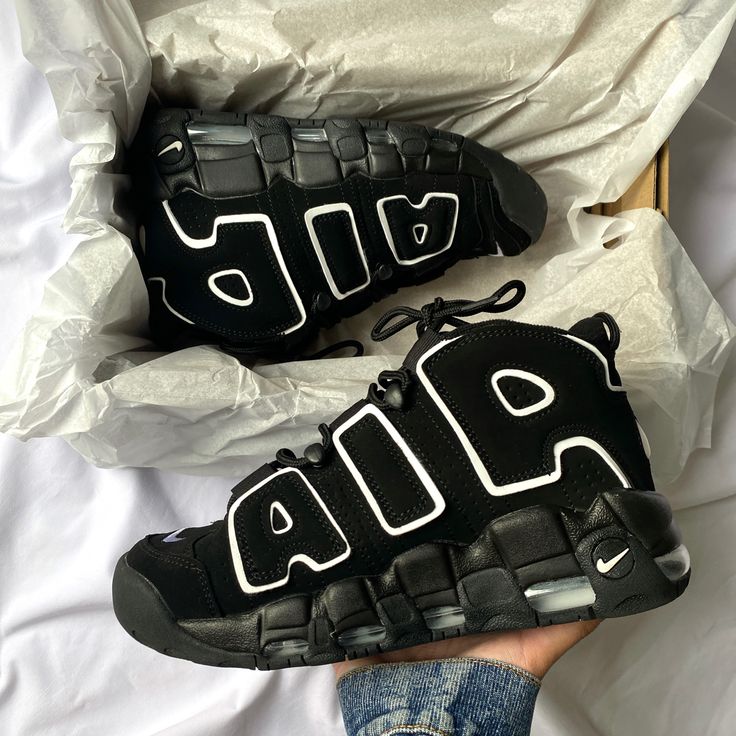 Nike UPTempo