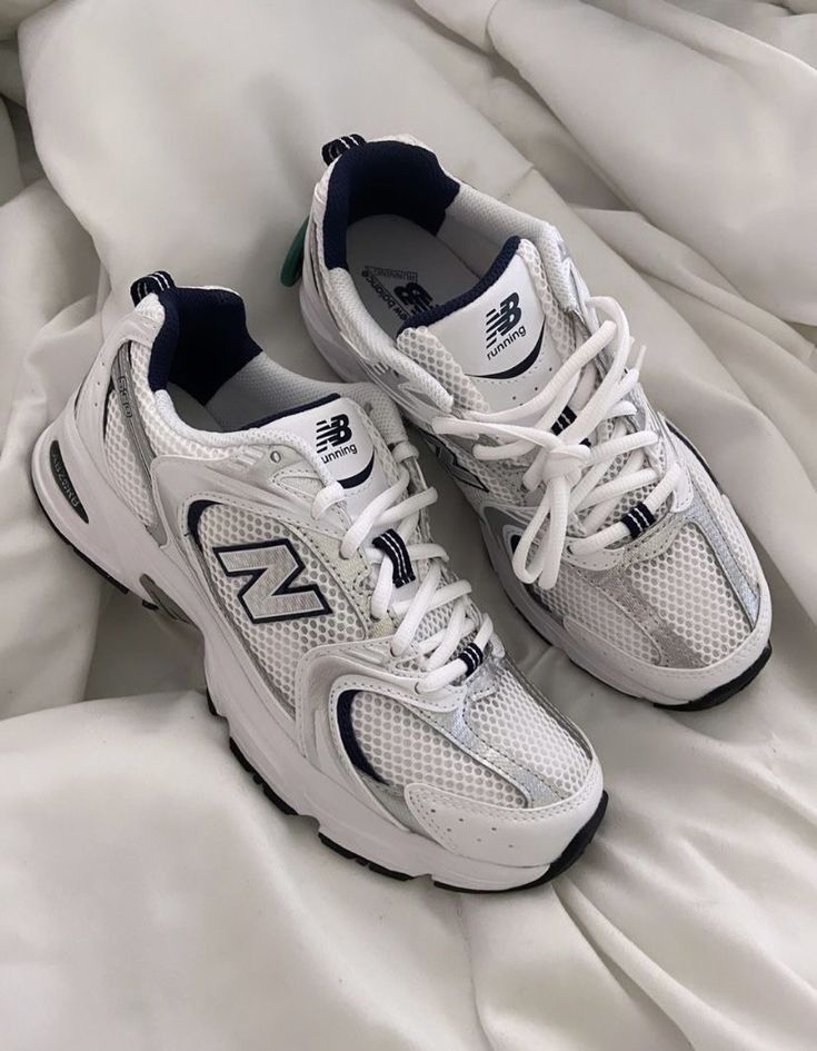 New Balance 530s