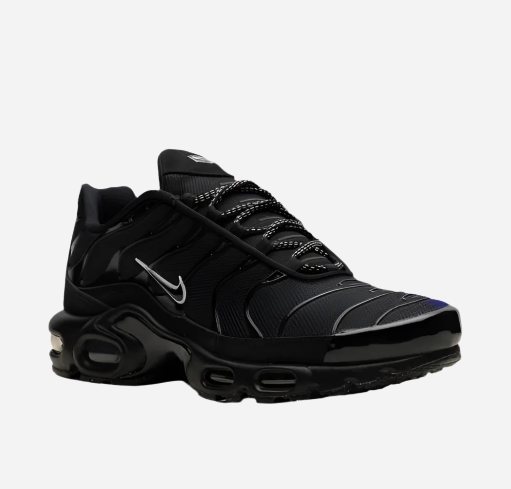 NIKE AIR MAX PLUS