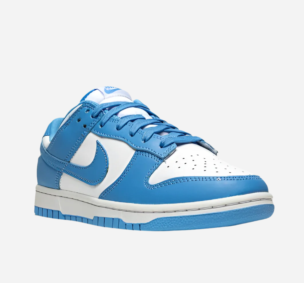 NIKE DUNK LOW RETRO UNC UNIVERSITY BLUE