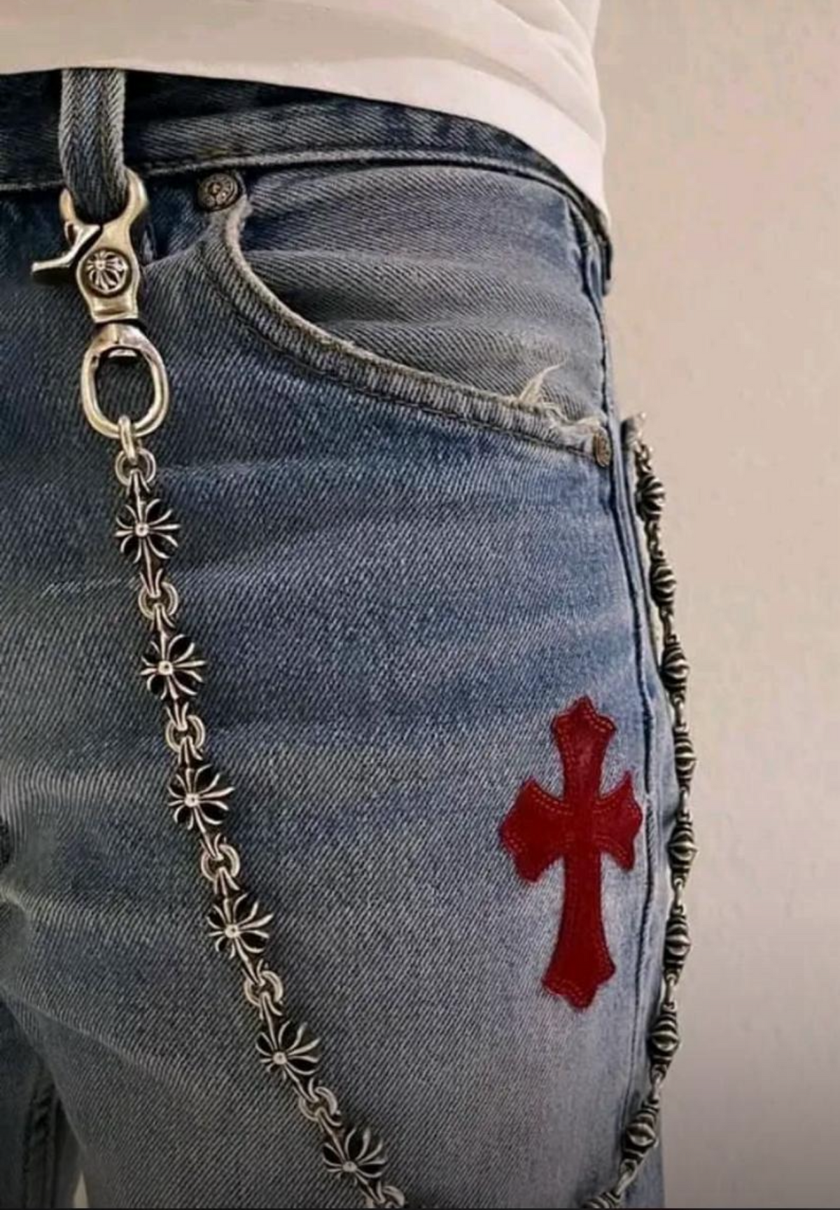 Chrome heart pocket chain ￼￼