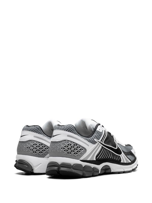 Nike Zoom Vomero 5 SE SP "Black/Metallic Silver"