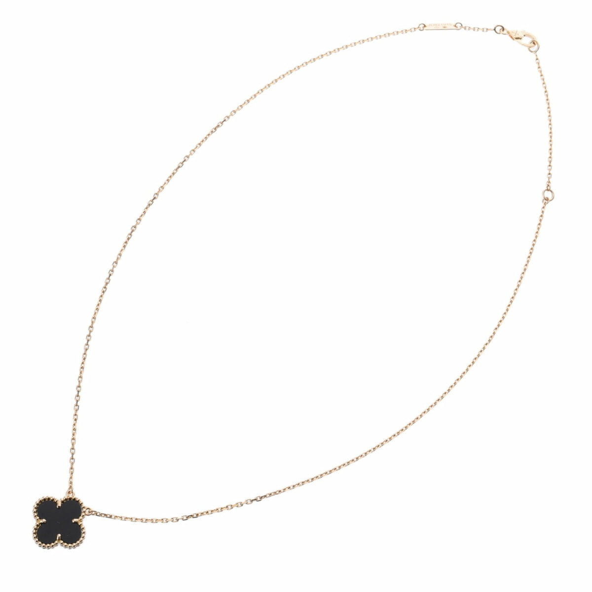 Midnight Clover Stainless Steel Necklace – A Statement of Elegance